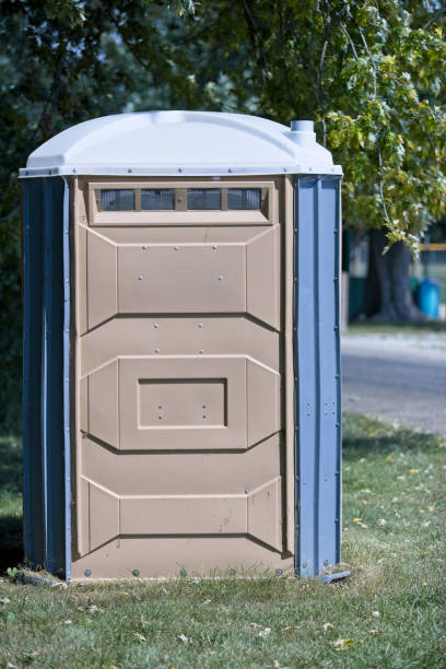 Best Portable restroom trailer rental  in Shorewood Hills, WI